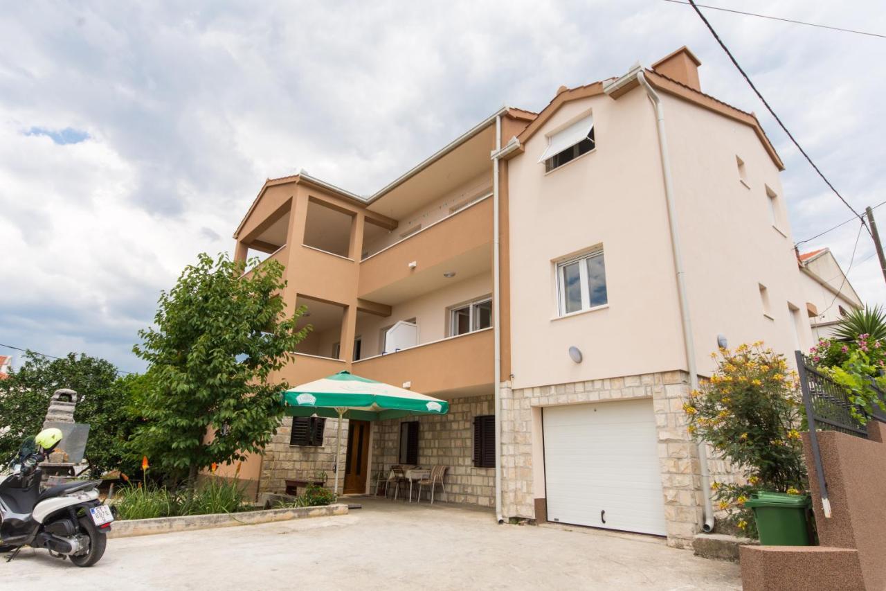 Apartments Ploka Okrug Gornji Exteriér fotografie