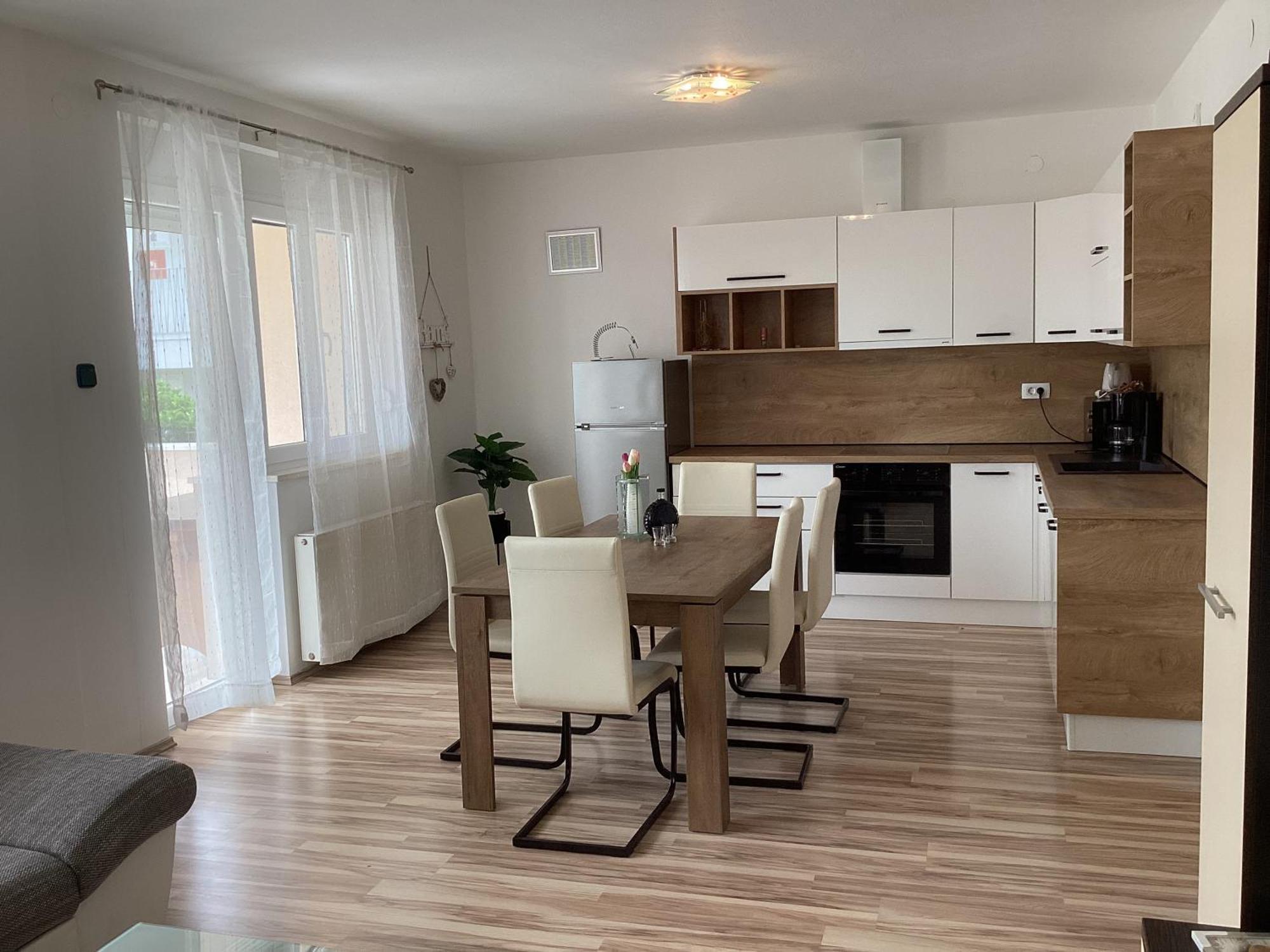 Apartments Ploka Okrug Gornji Exteriér fotografie